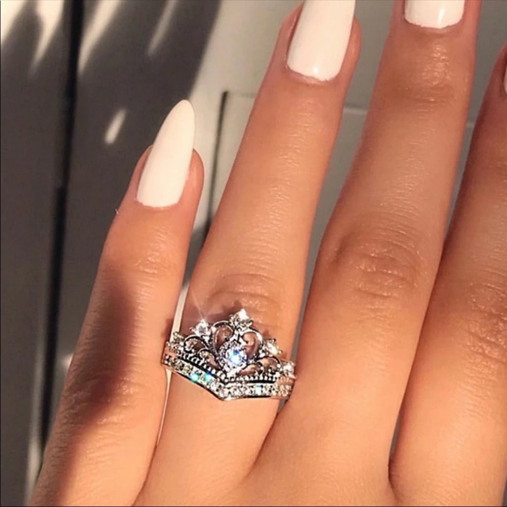 DIAMOND QUEEN ♡ Cubic Zirconia Ring - Picture 6 of 7